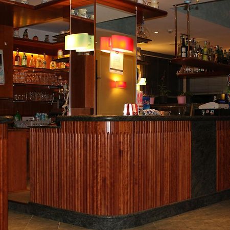 Hotel La Fenice Lignano Sabbiadoro Dış mekan fotoğraf