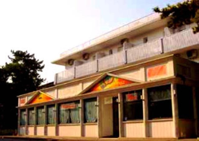 Hotel La Fenice Lignano Sabbiadoro Dış mekan fotoğraf