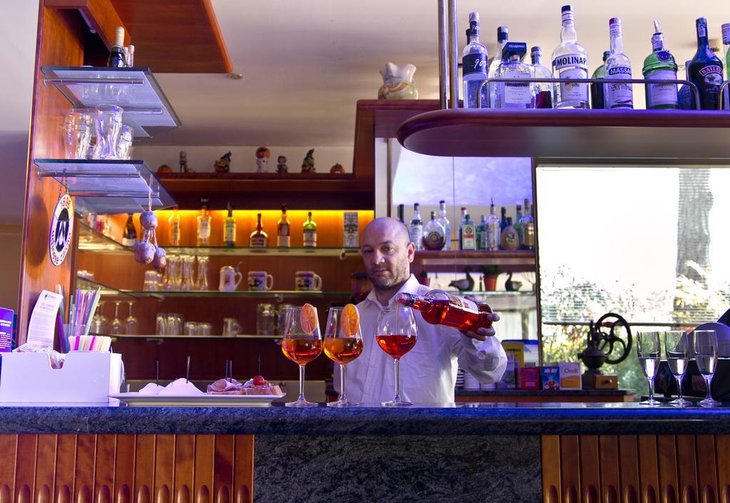 Hotel La Fenice Lignano Sabbiadoro Dış mekan fotoğraf