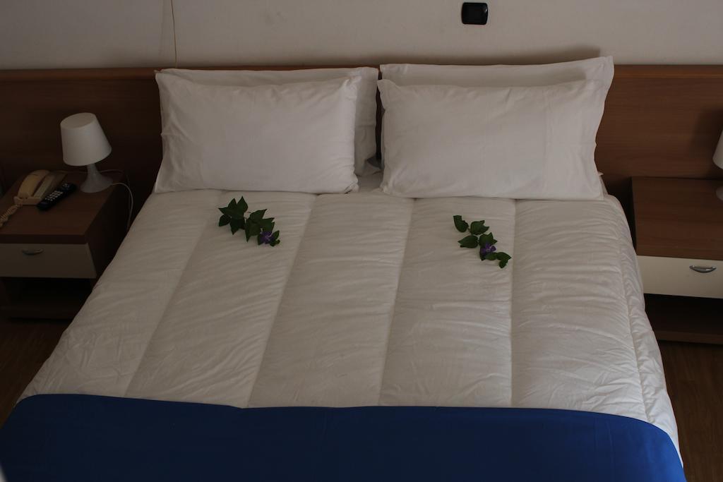 Hotel La Fenice Lignano Sabbiadoro Dış mekan fotoğraf